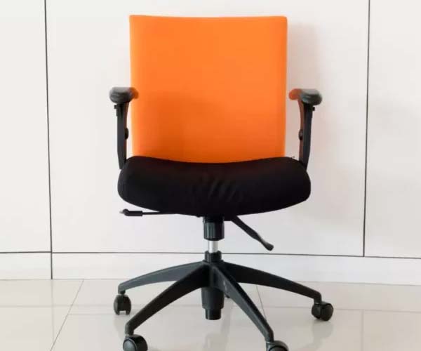 How Are Innovative Ergonomic Chair Manufacturers in Delhi Becoming Every Offices First Choice